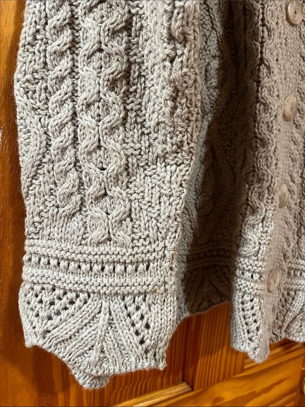 Aran Crafts Ireland 100% Merino Wool Chunky Cable Knit Cardigan Light Taupe - Picture 5 of 13